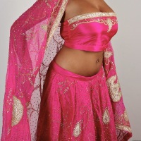 Indian babe keira in tradional indian dress getting naked