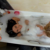 Sinfully teen lesbians Lindsey and Elizabeth fingers and dildos pussies in bath tub