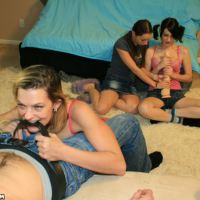 Teens Zoe and Chloe get a blowjob tutorial from their mom